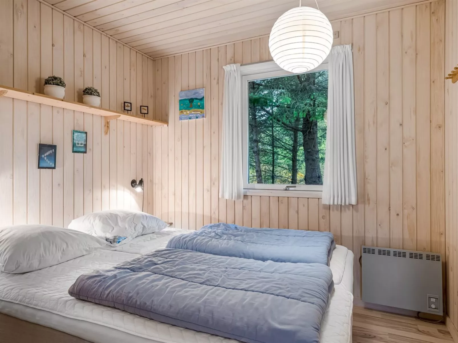 "Edle" -  from the sea-Drinnen