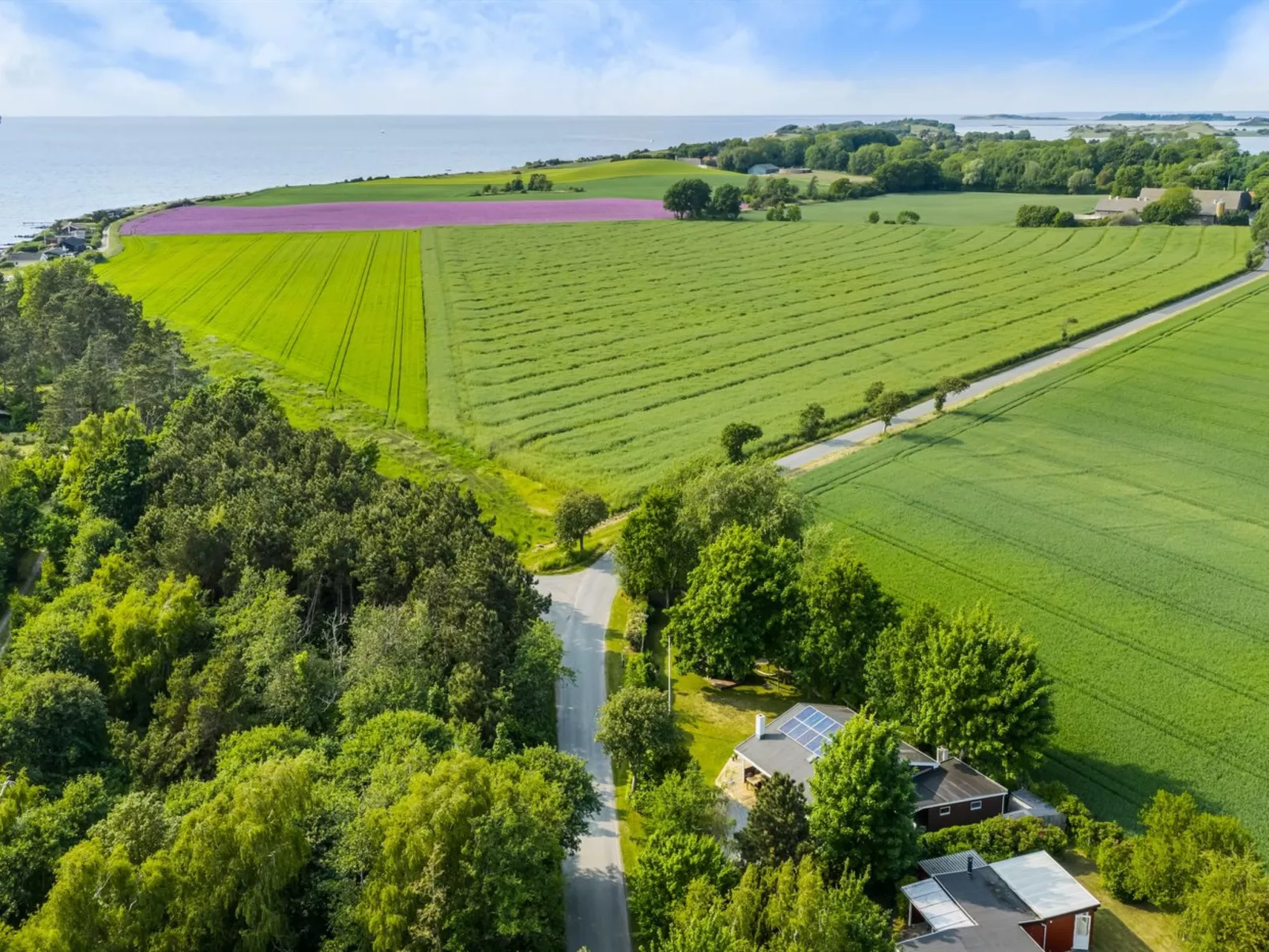 "Swipdagh" - 150m from the sea-Outside