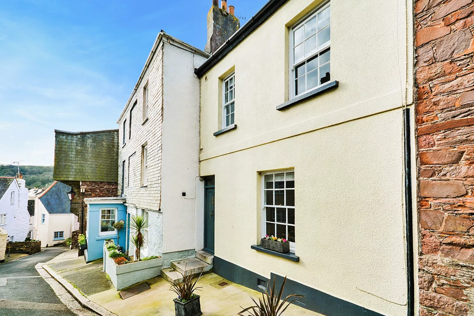 One The Green, Kingsand-Extérieur