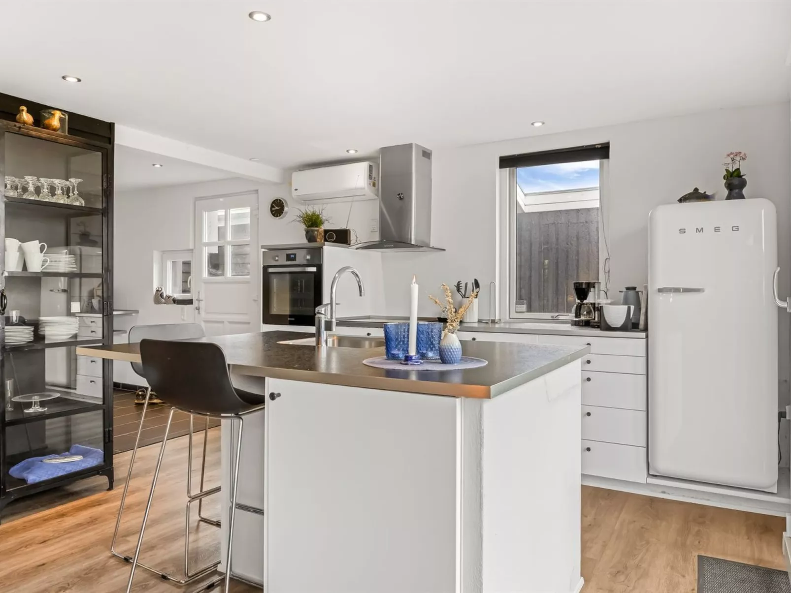 "Adser" - 300m from the sea-Drinnen