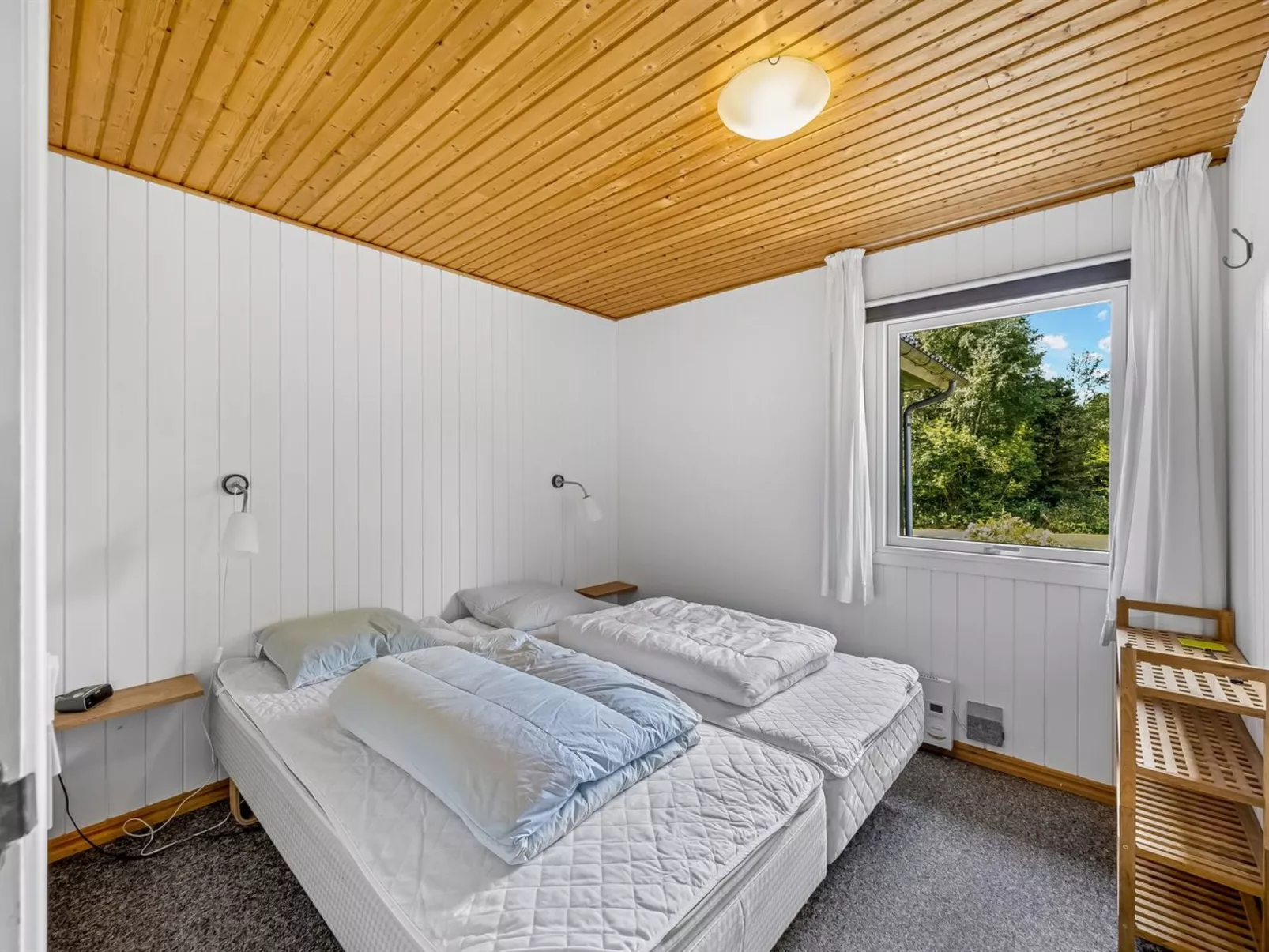 "Eine" -  from the sea-Inside