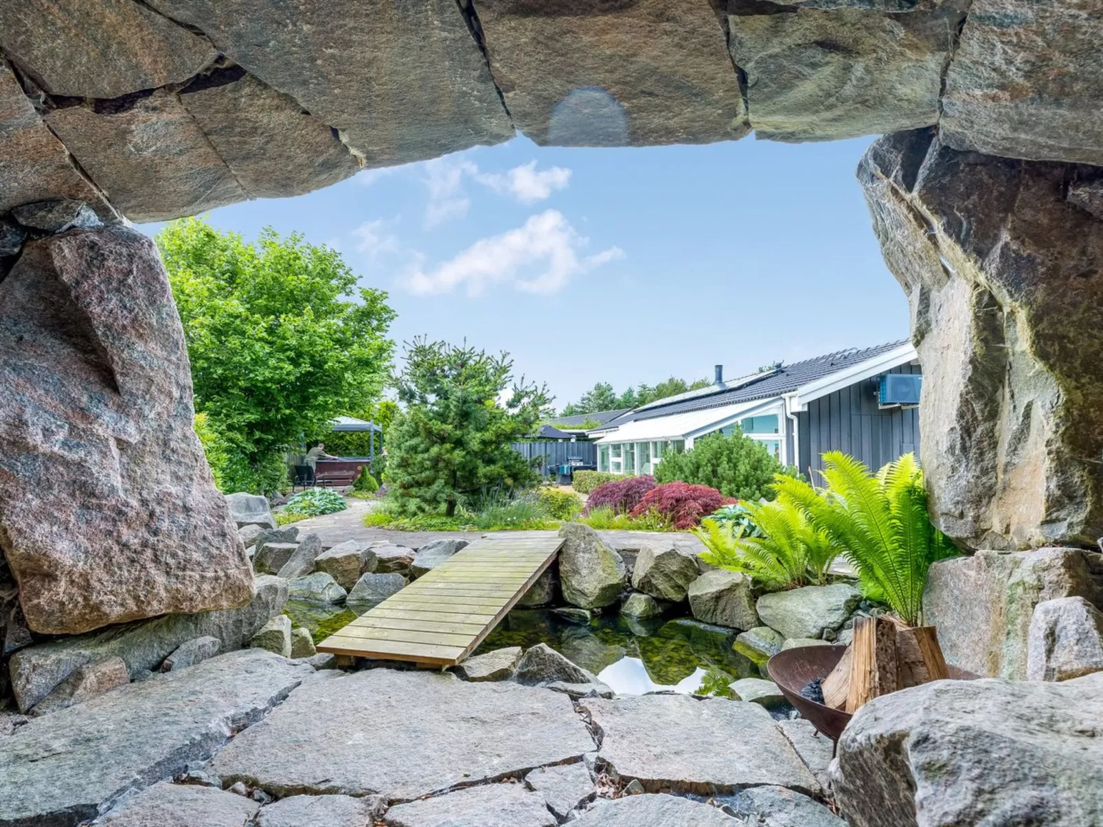 "Ellie" - 700m from the sea-Outside