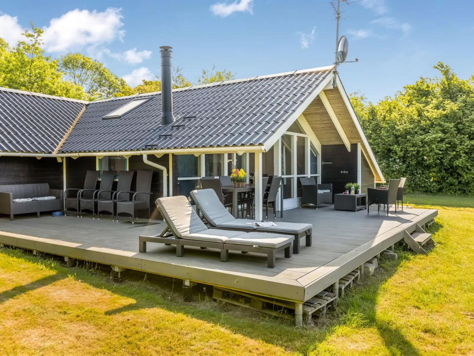 "Kai" - 400m from the sea-Draußen