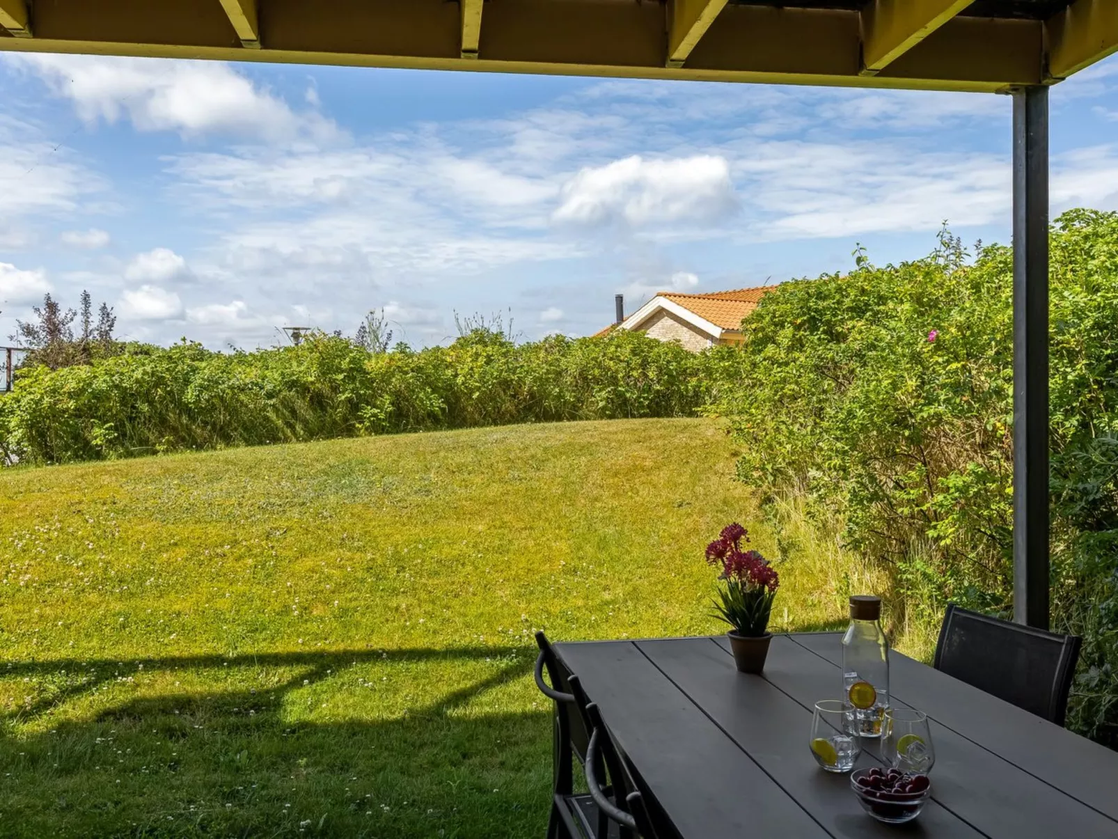 "Rouwen" - 120m from the sea-Draußen