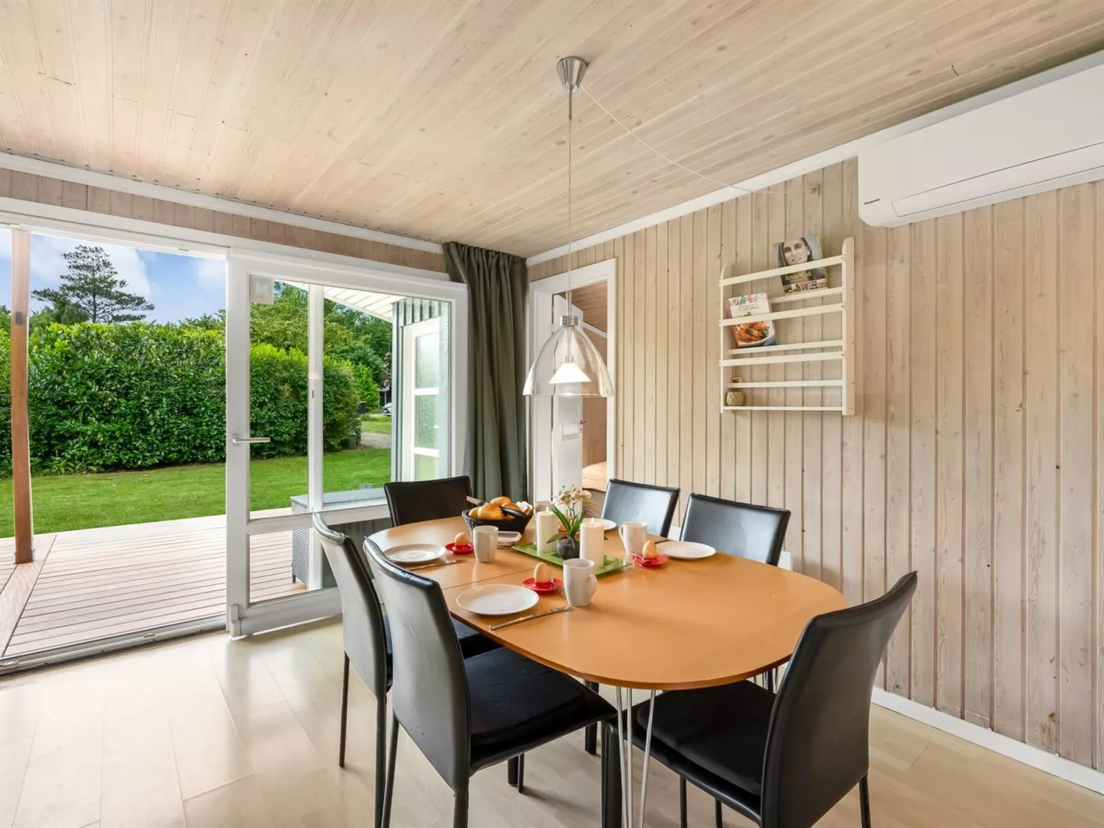 "Ellie" - 500m from the sea-Dedans