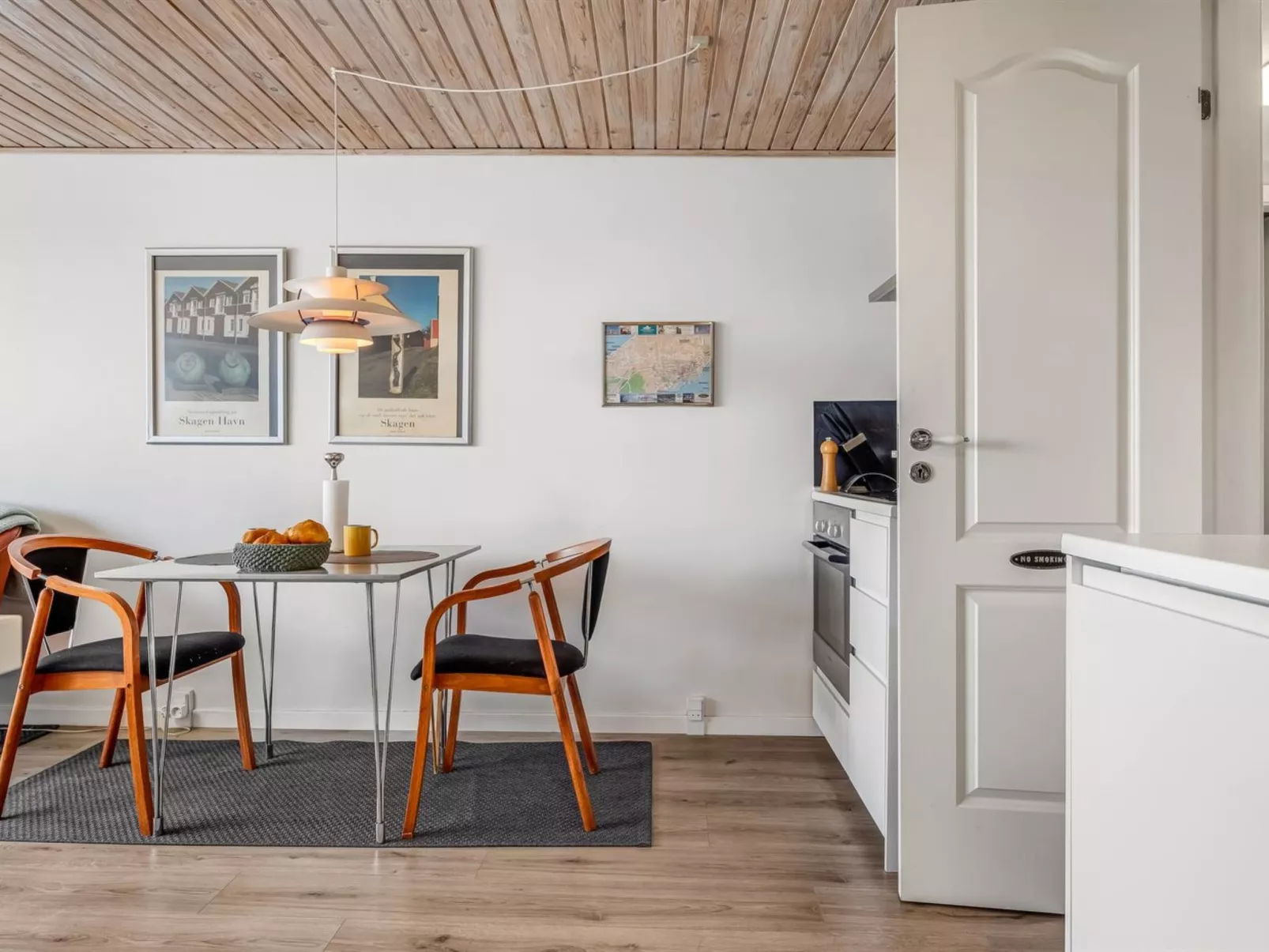 "Økil" - 2km from the sea-Dedans