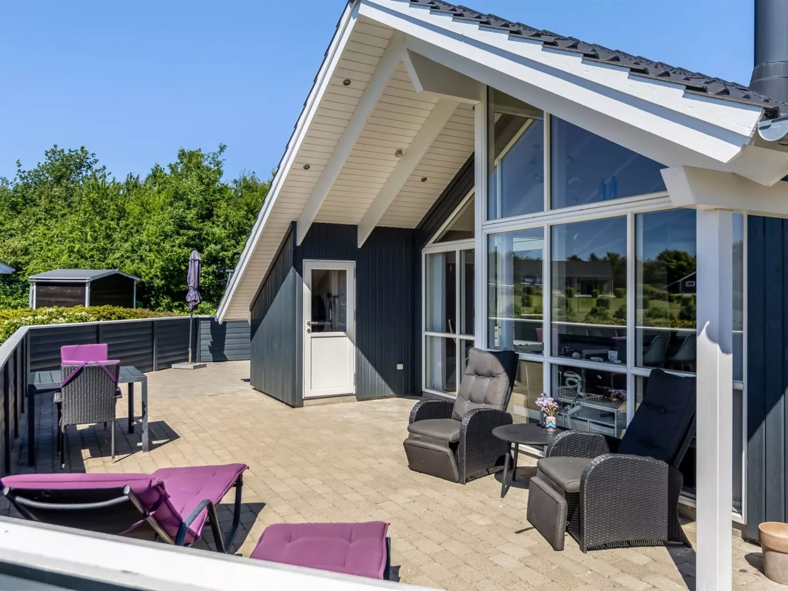 "Rosamunde" - 700m from the sea-Draußen