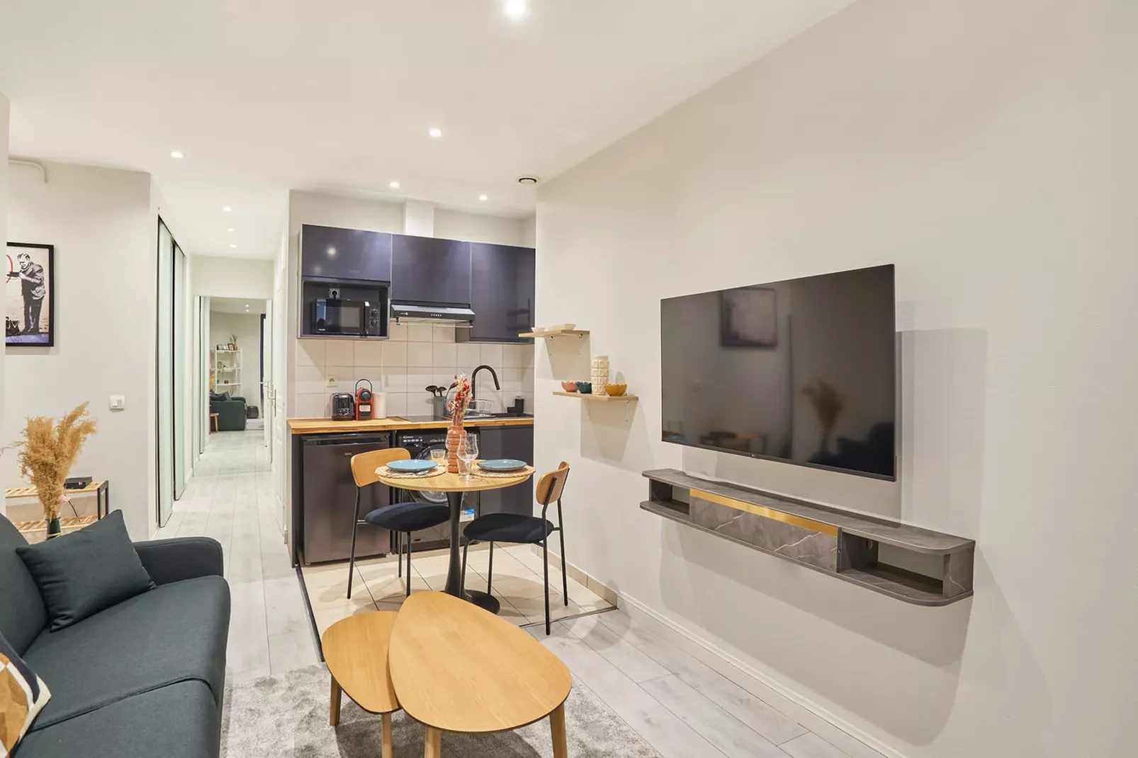 CUSTINE NEW-Untagged