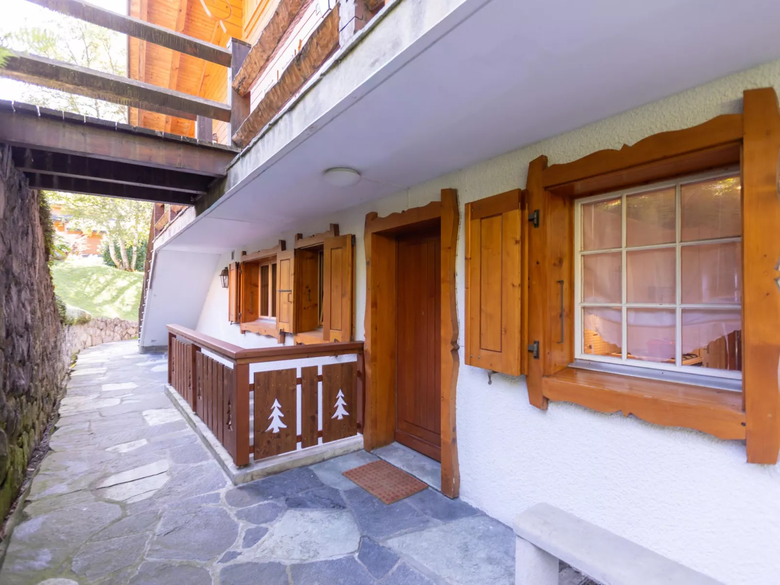 Les Hespérides 2-Draußen