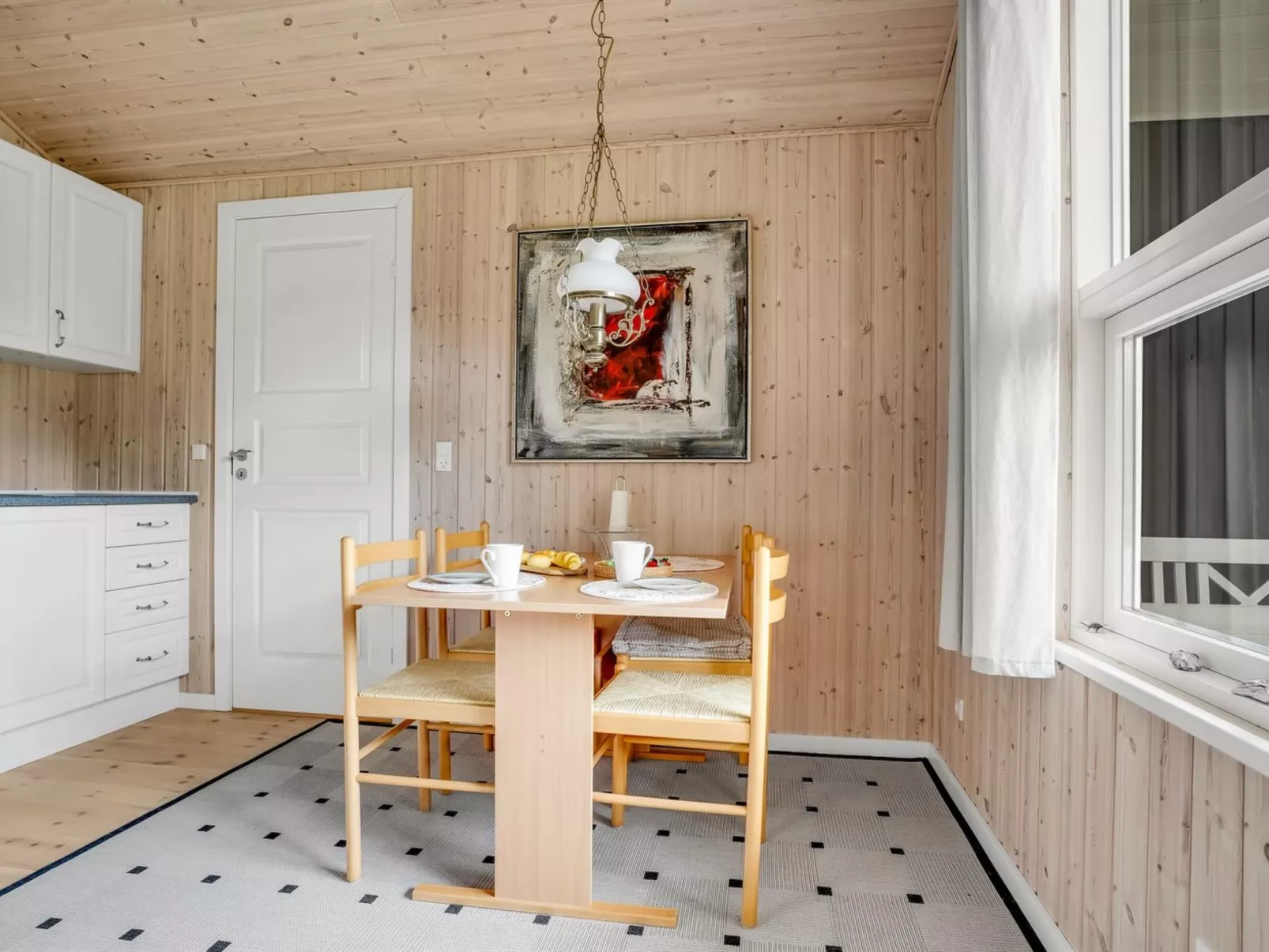 "Aleth" - 800m from the sea-Dedans