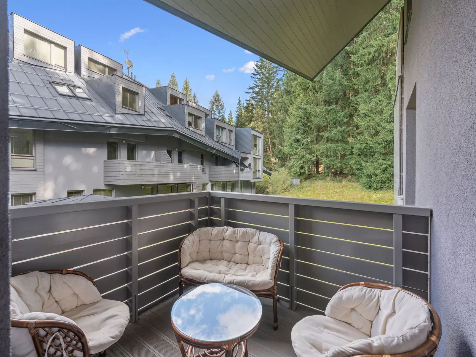 Resident Harrachov B-Draußen