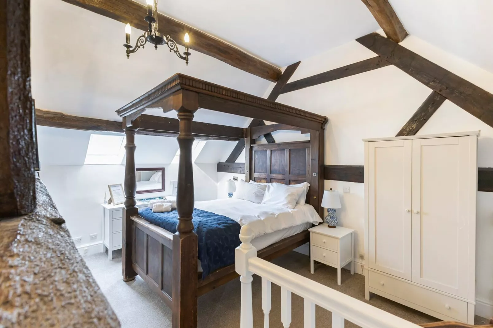 EN_DBY009_Standard Single Room - Shared-Chambre