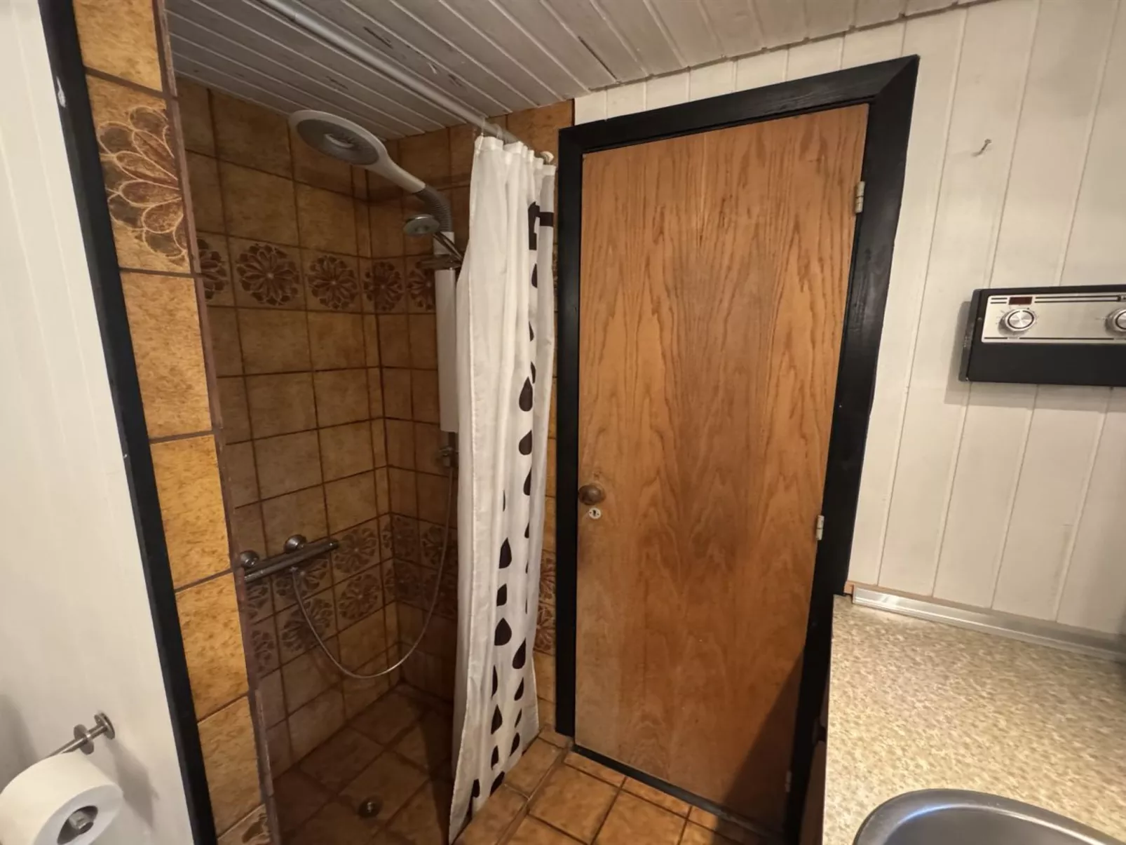 "Karmen" - 1km from the sea-Inside