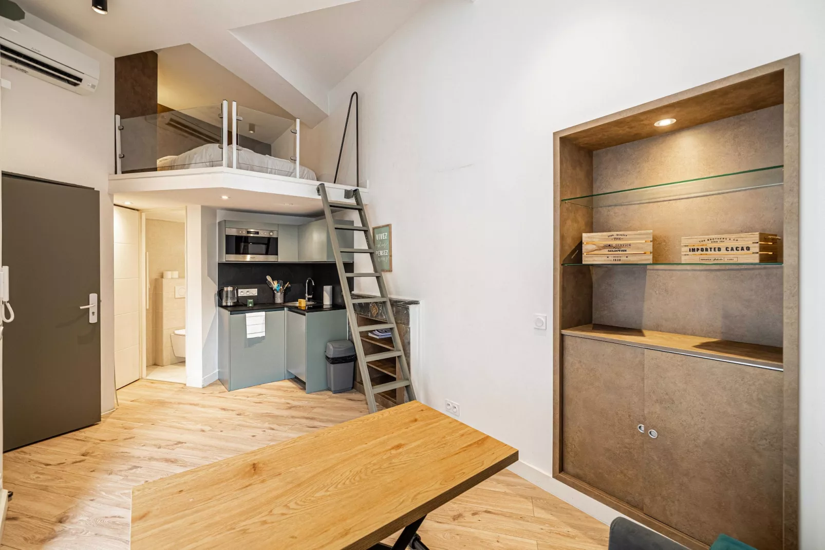 GF-11-GARIBALDI-103-Kitchen