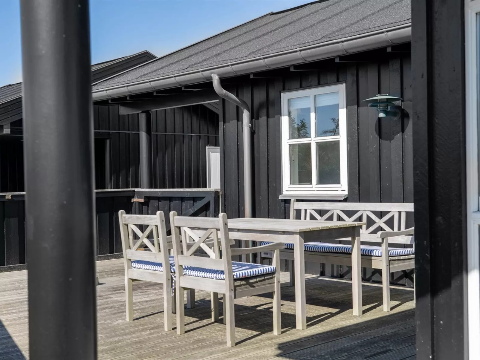 "Alde" - 150m from the sea-Outside