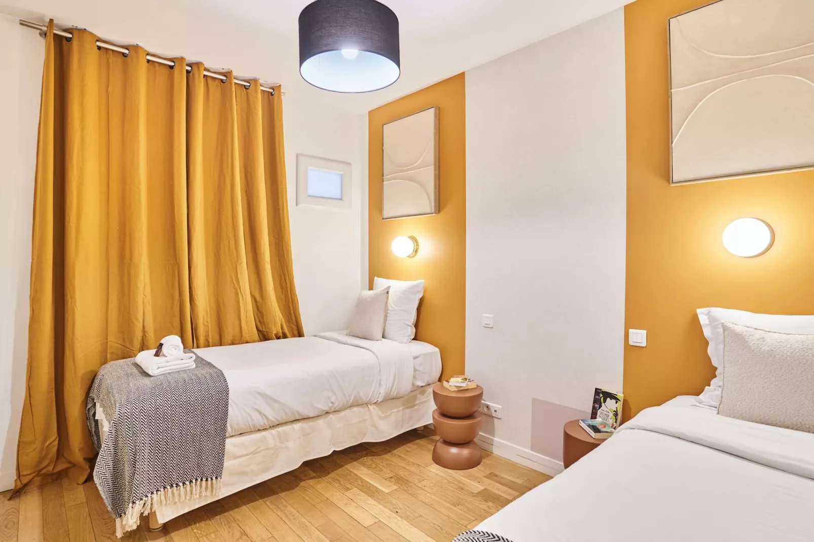 STRASBOURG  2 NEW-Nicht zugeordnet