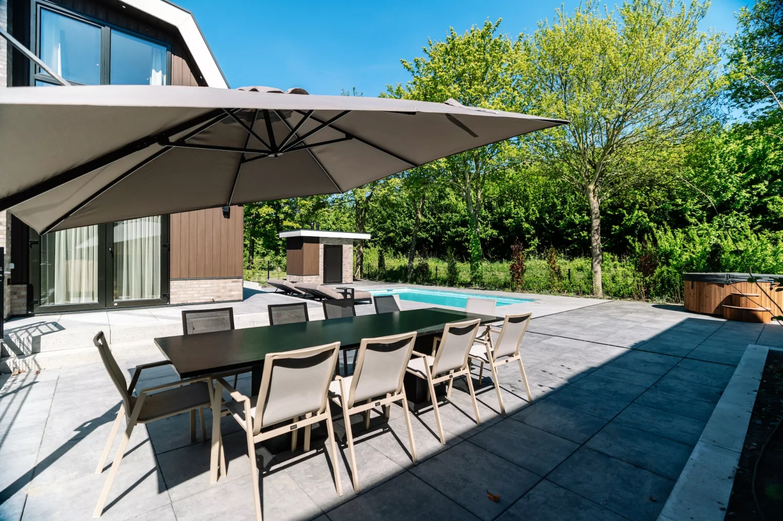 Villa Watergloed | 10 personen-Terrace balcony