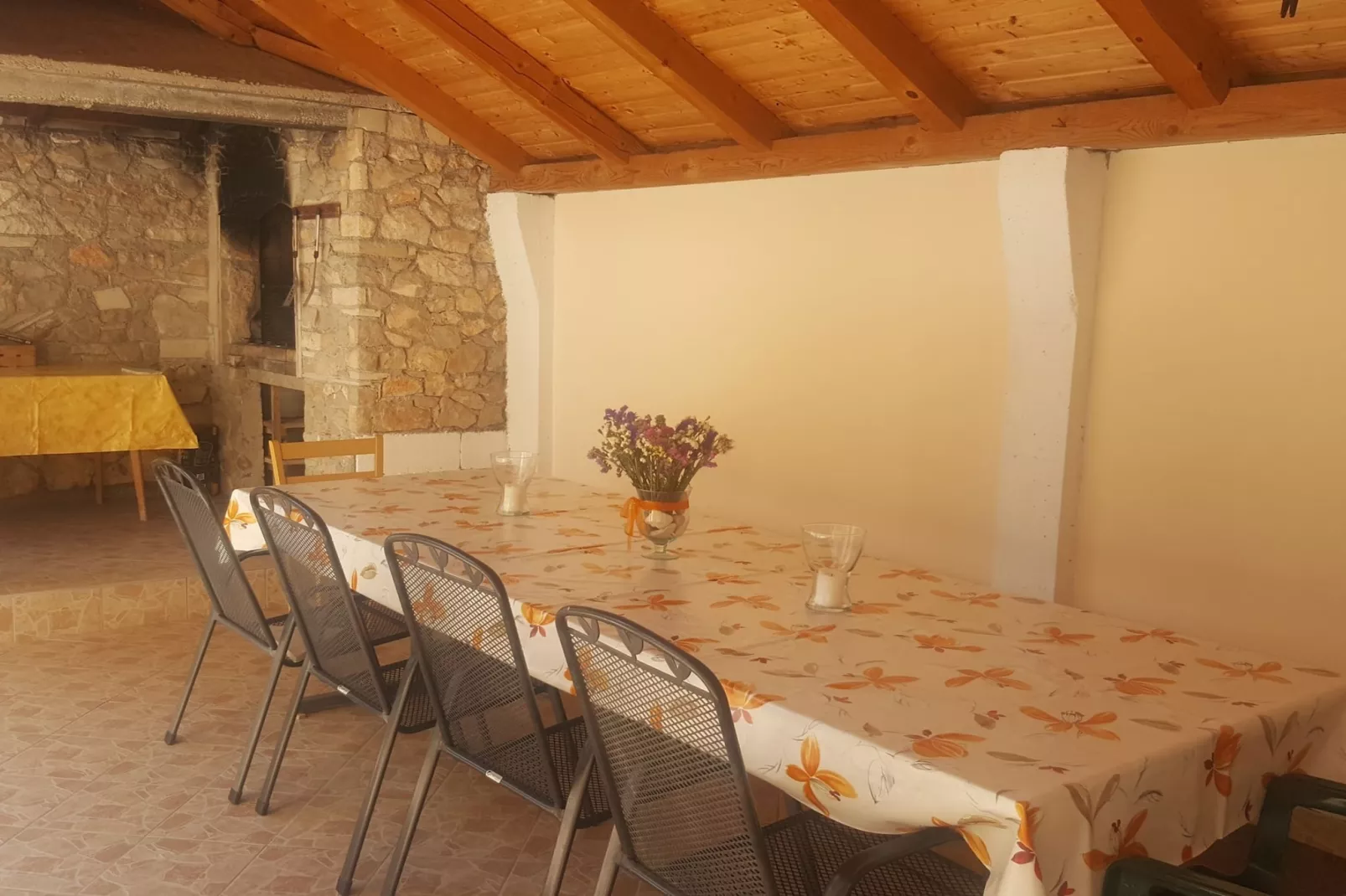 Apartments Ivan Supetar - Two Bedroom Apartment with Terrace no.3-Dining room