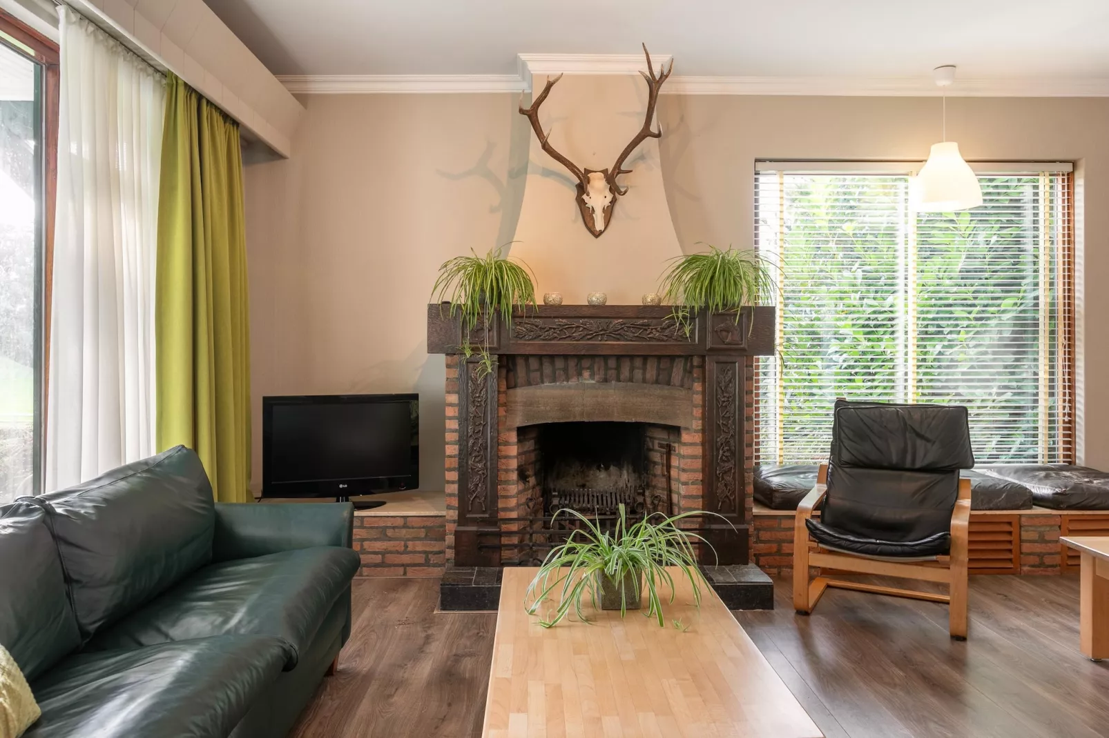 Vakantiepark Herperduin 21-Living room