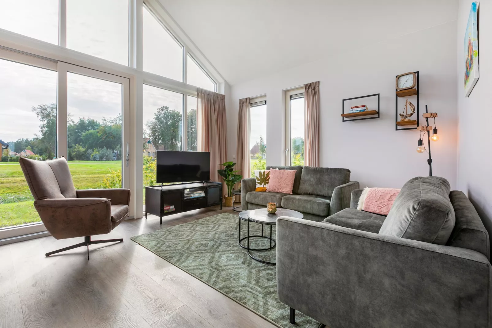 Villapark Akenveen 5-Living room