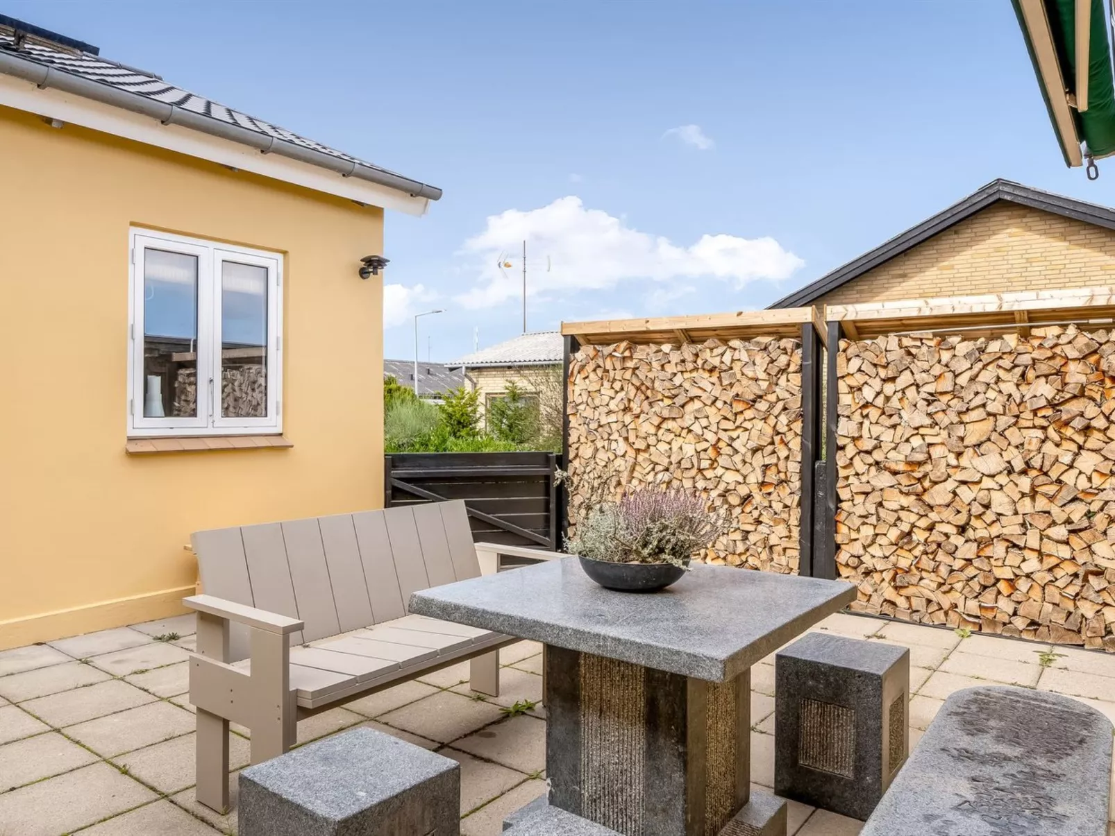 "Alpi" - 270m from the sea-Outside