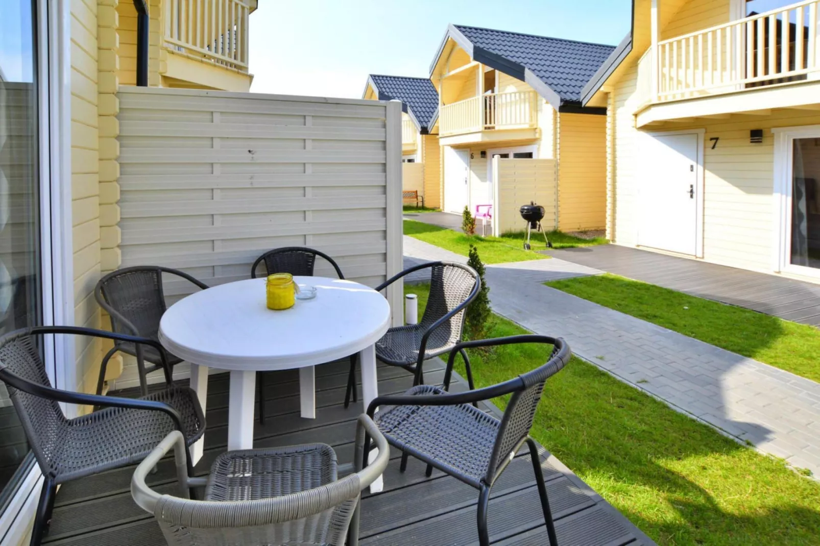 Domek piętrowy 8-osobowy Ustronie Morskie-Terrace balcony