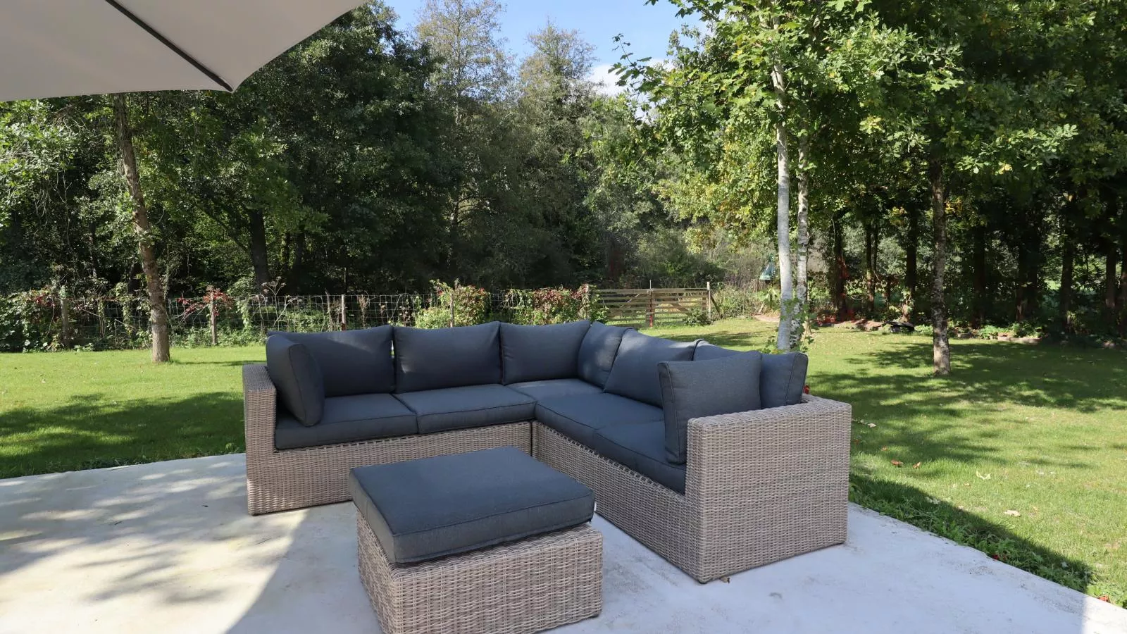 Le Moulin de Lachalade-Terrasse/Balkon