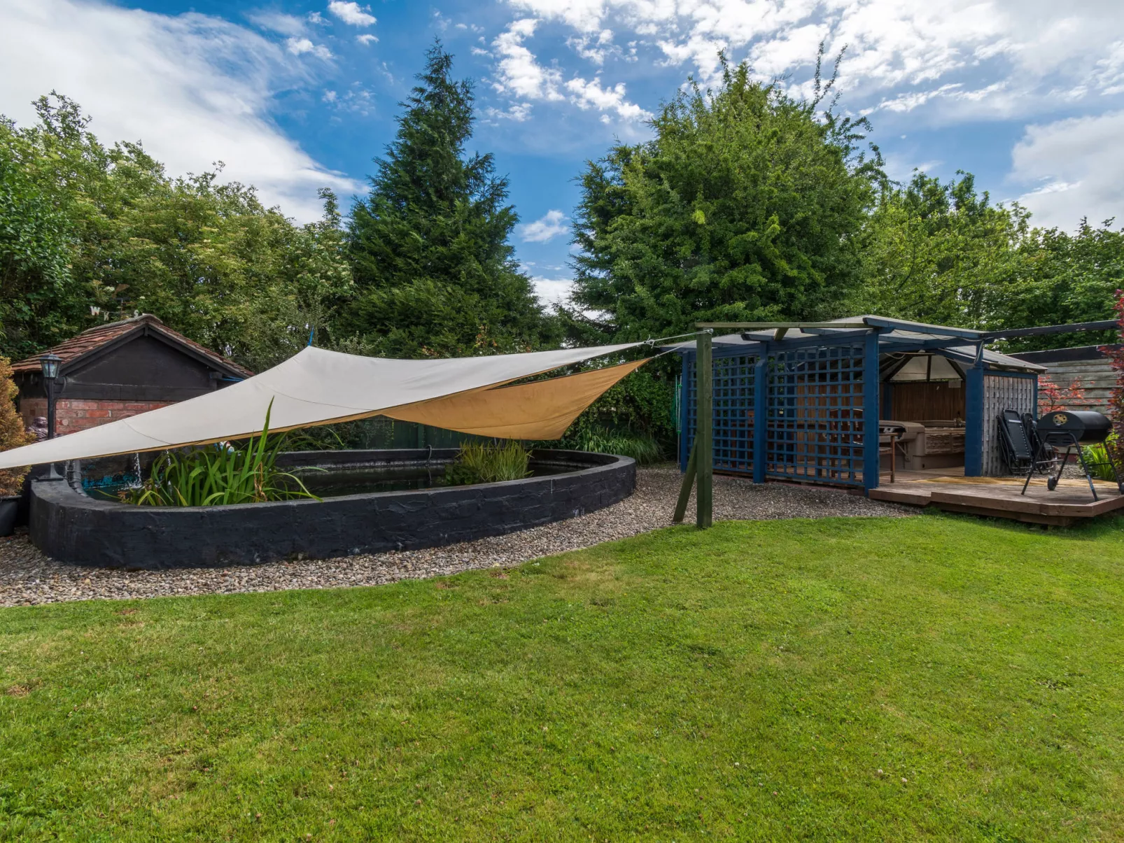 The Grove Annexe-Dehors