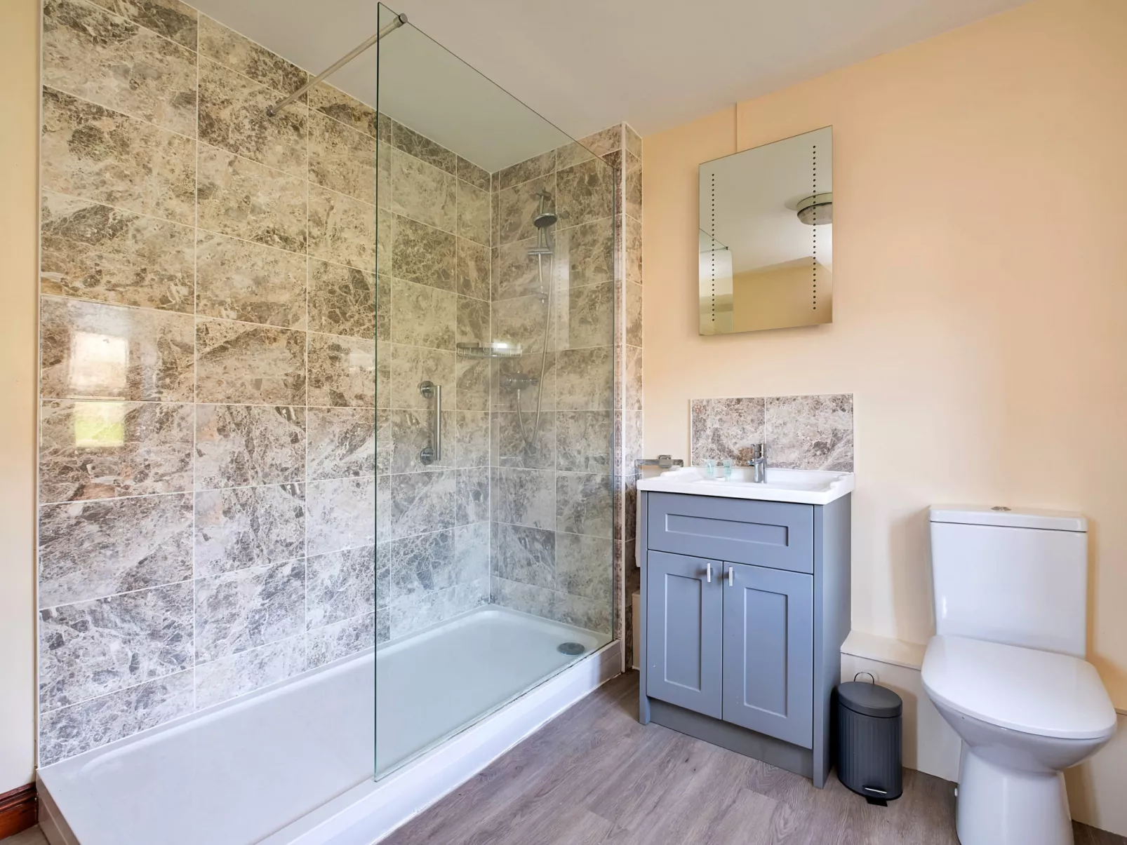 Walton Maisonette-Dedans