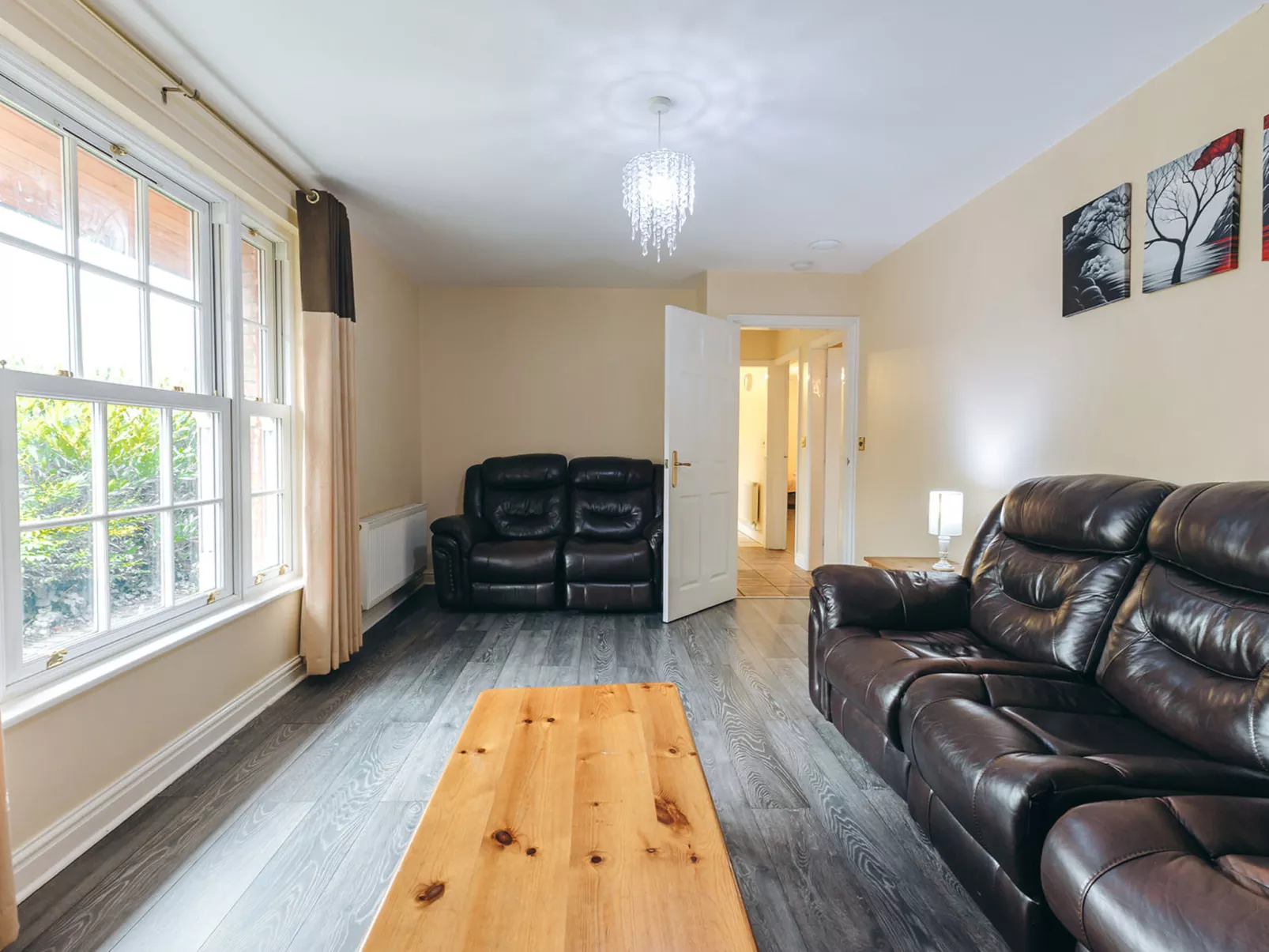 Netley Hall - Camelia-Inside