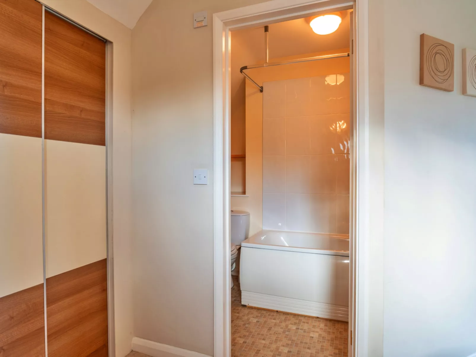 Forest Park Lodge-Dedans