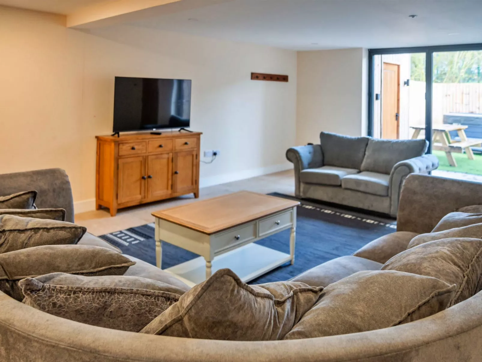 Little Rissington - Barn Eight-Drinnen