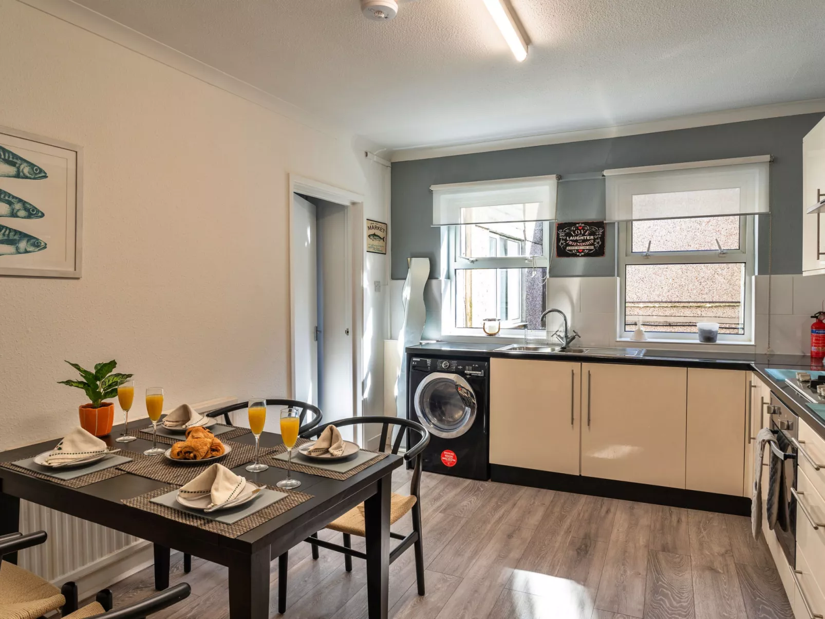 No. 5 Harlequin-Drinnen