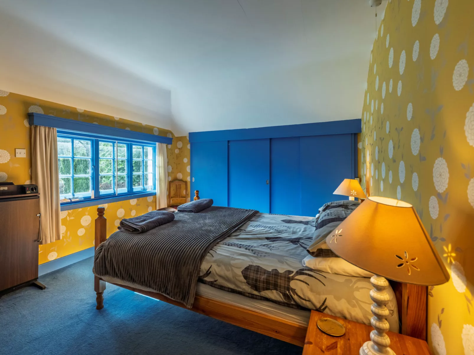 White House Retreat-Dedans