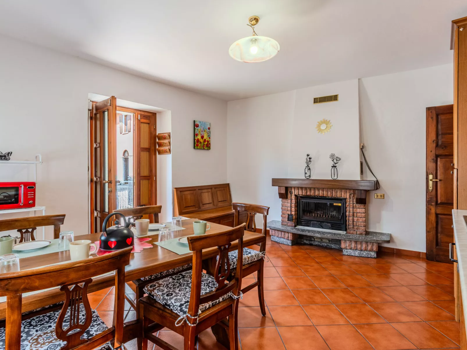 Papaveri e Papere-Drinnen