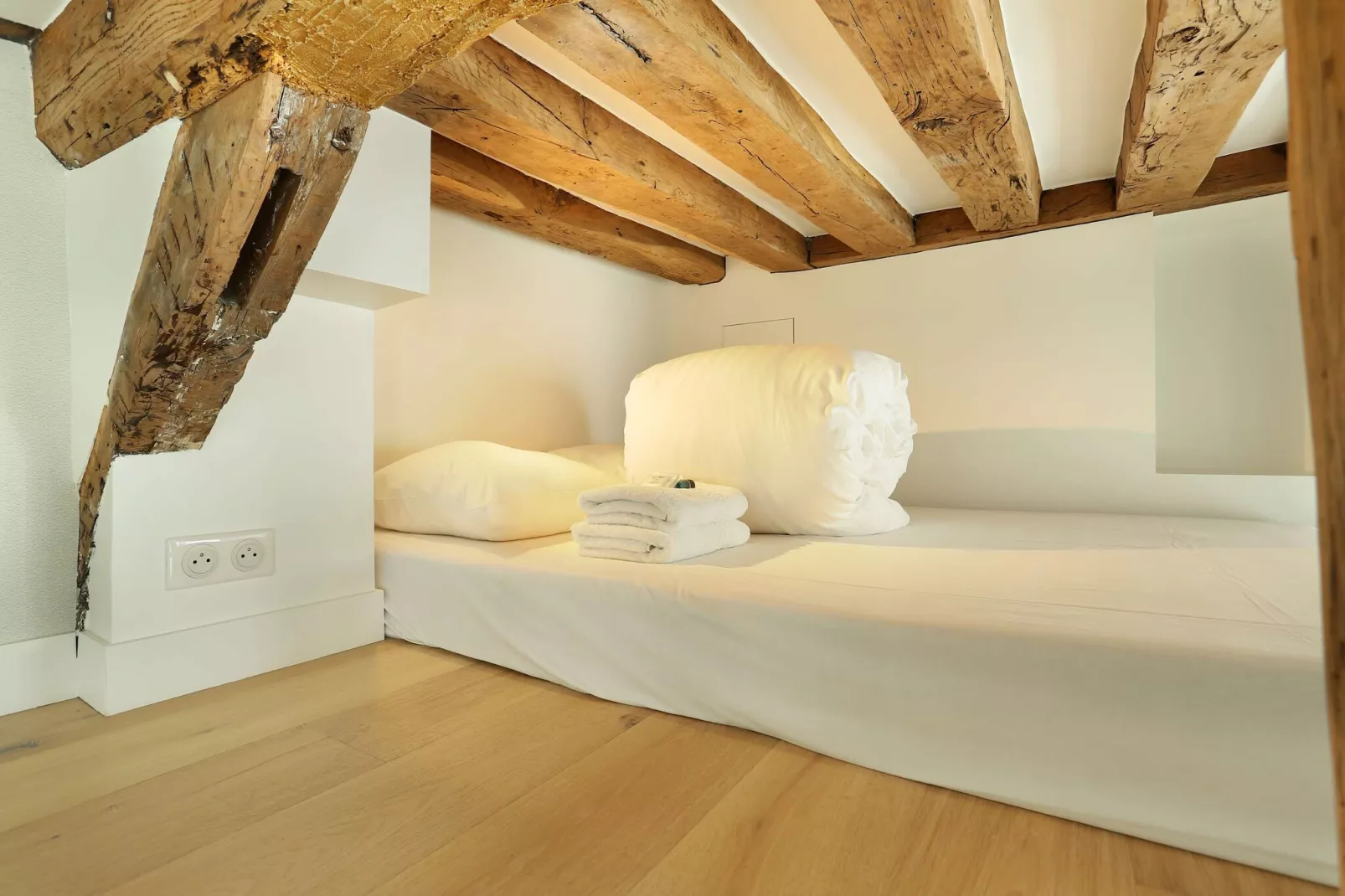 BOURG TIBOURG 2 NEW-Nicht zugeordnet