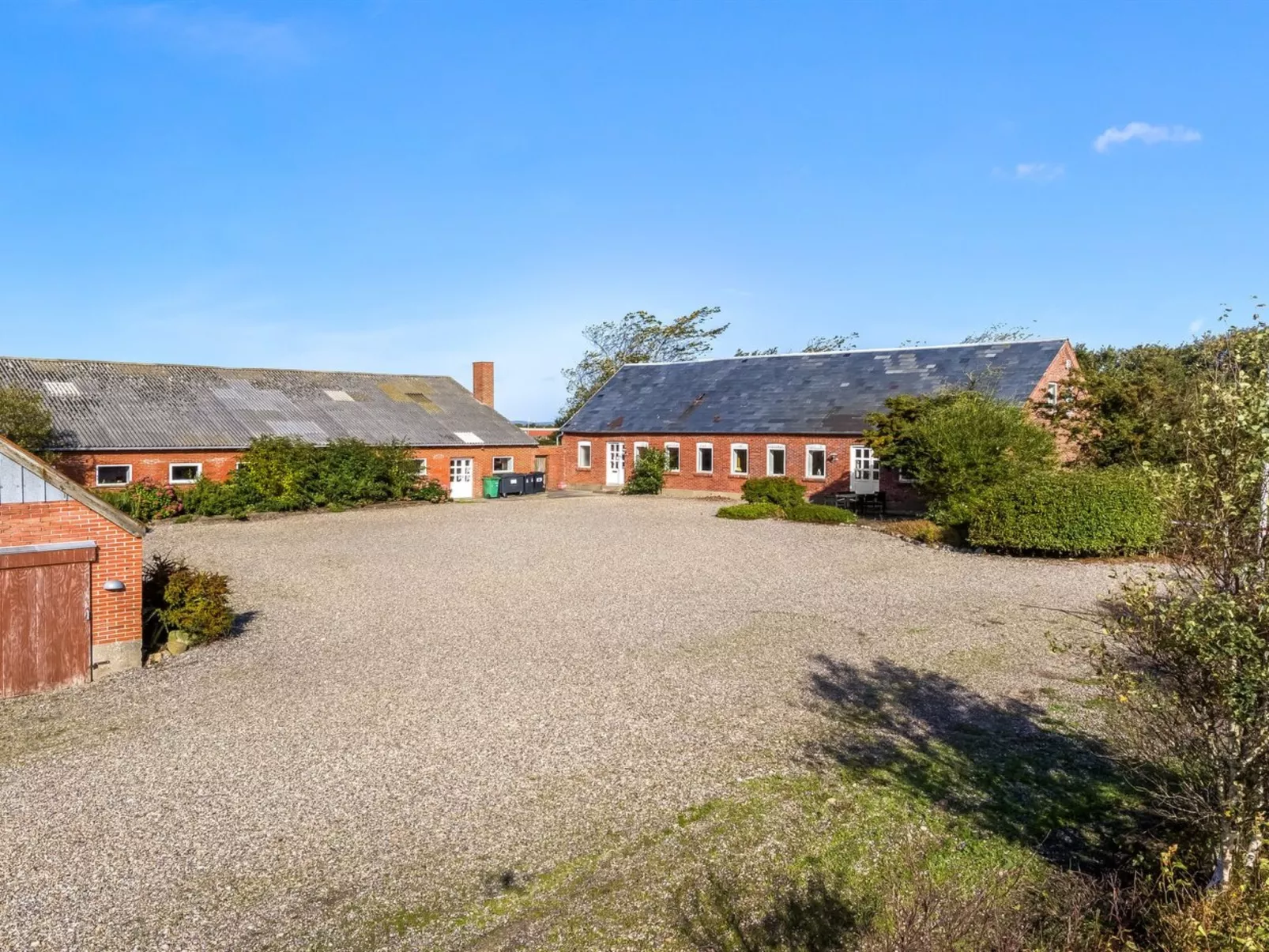 "Nette" - 2km to the fjord-Draußen