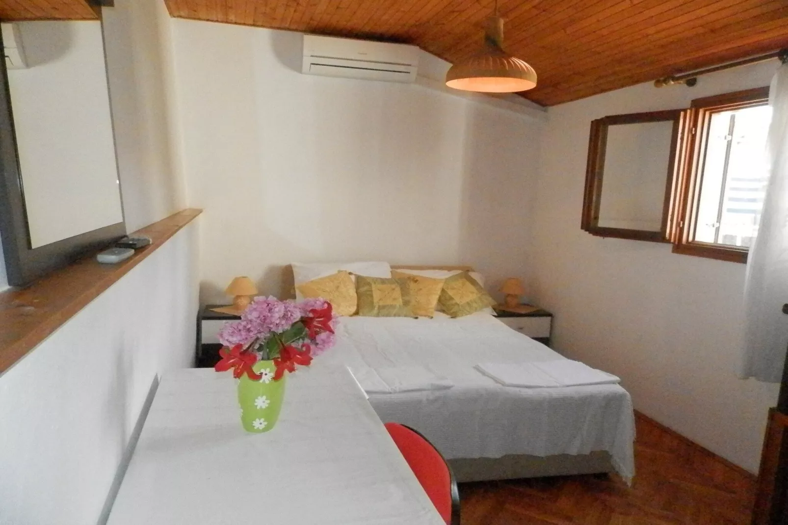 Villa Hortenzia -  One-Bedroom Apartment with Terrace-1 - (A)-Bedroom