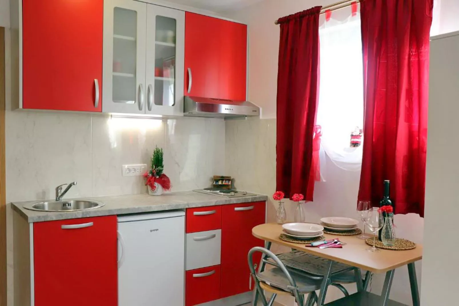 Apartments Clementina Sunrise-Standard Studio Apartment (RED)-Kitchen