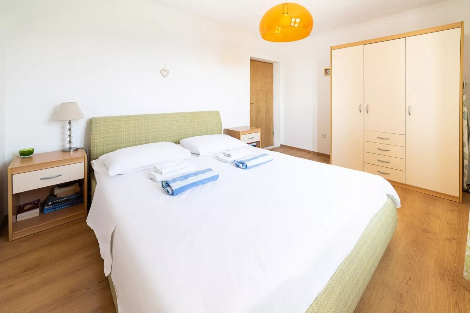 Villa Oliva - Two Bedroom Villa with Terrace and Swimming pool