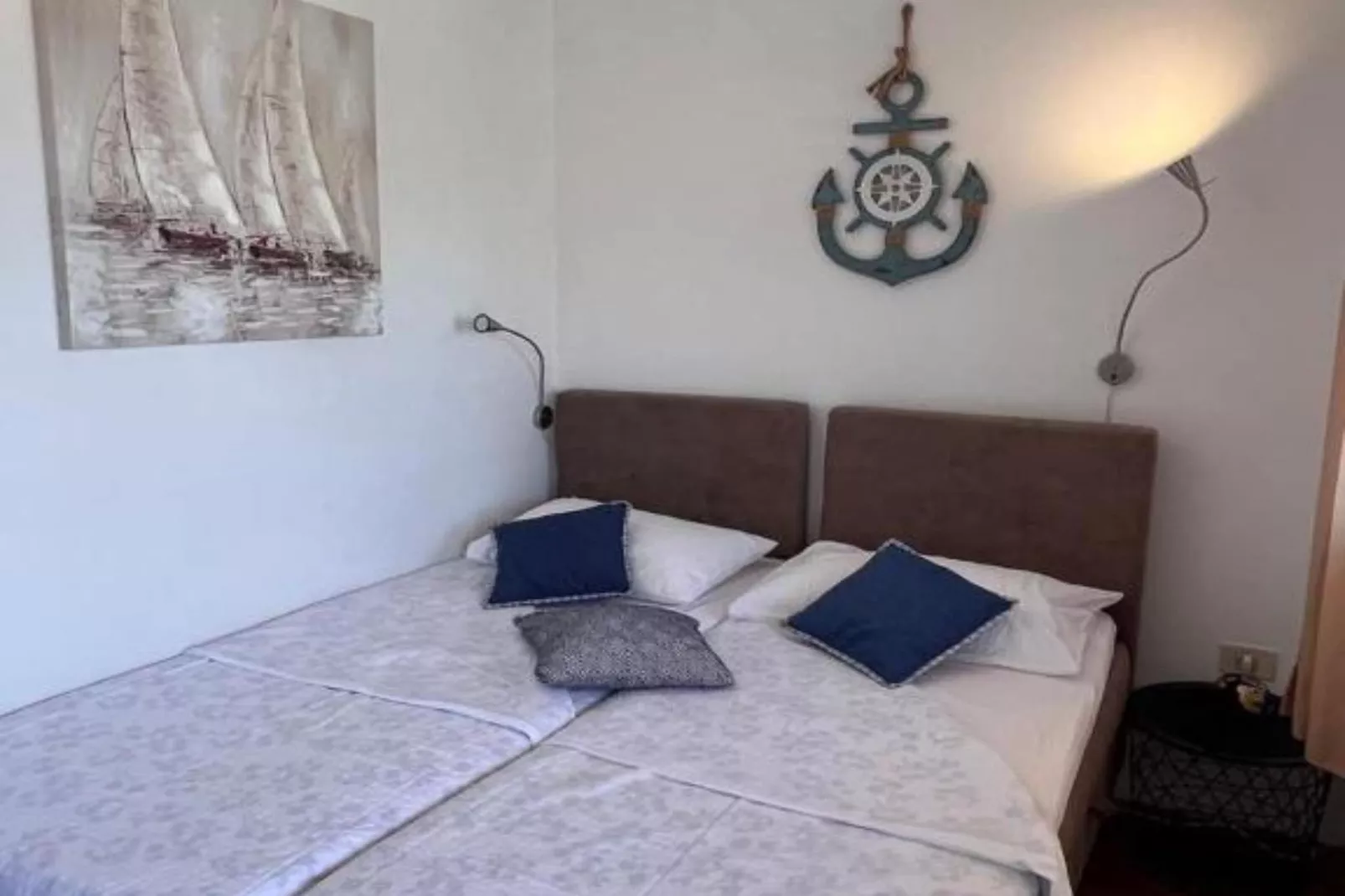 One-Bedroom Apartment With Sea View (B)-Bedroom