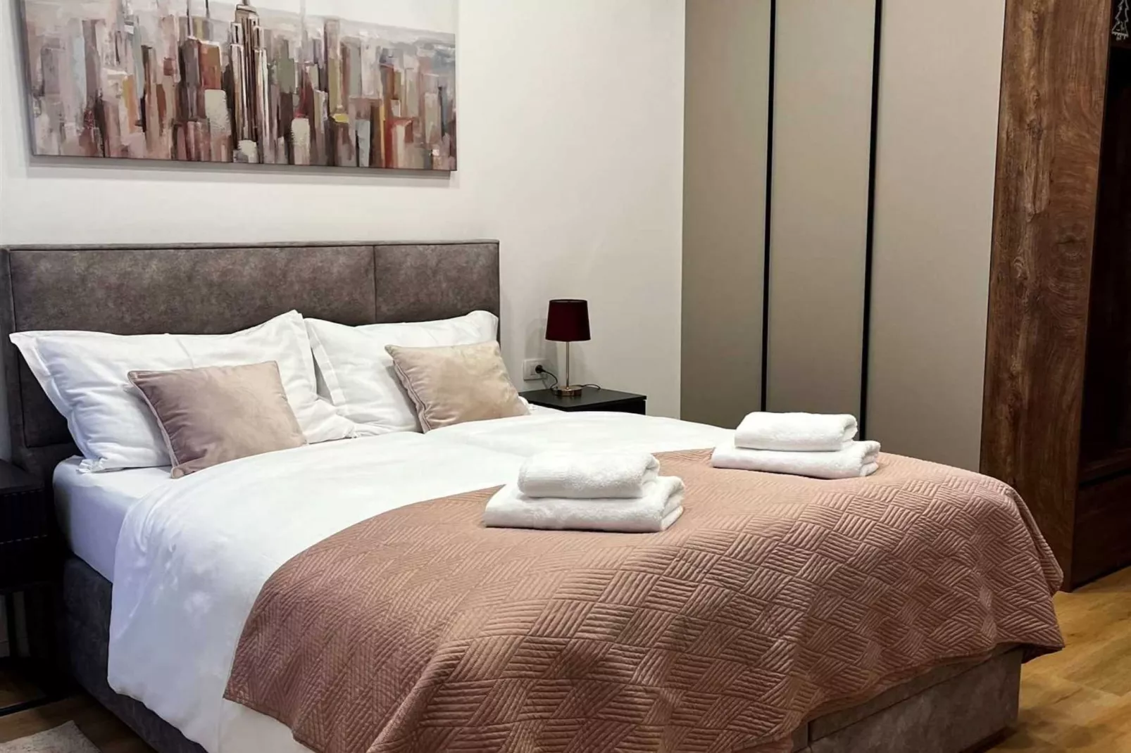 Zagreb Center Apartments - Downtown Apartment - Studio Apartment ( Studio 2)-Bedroom