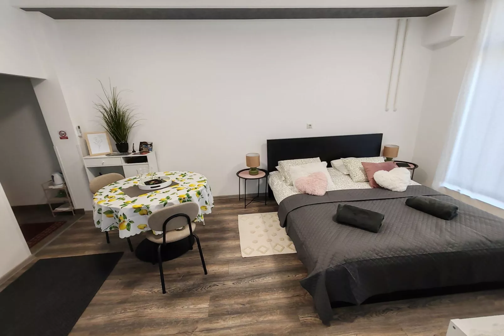 Studio Apartment Enter - Studio Apartment With Terrace-Chambre