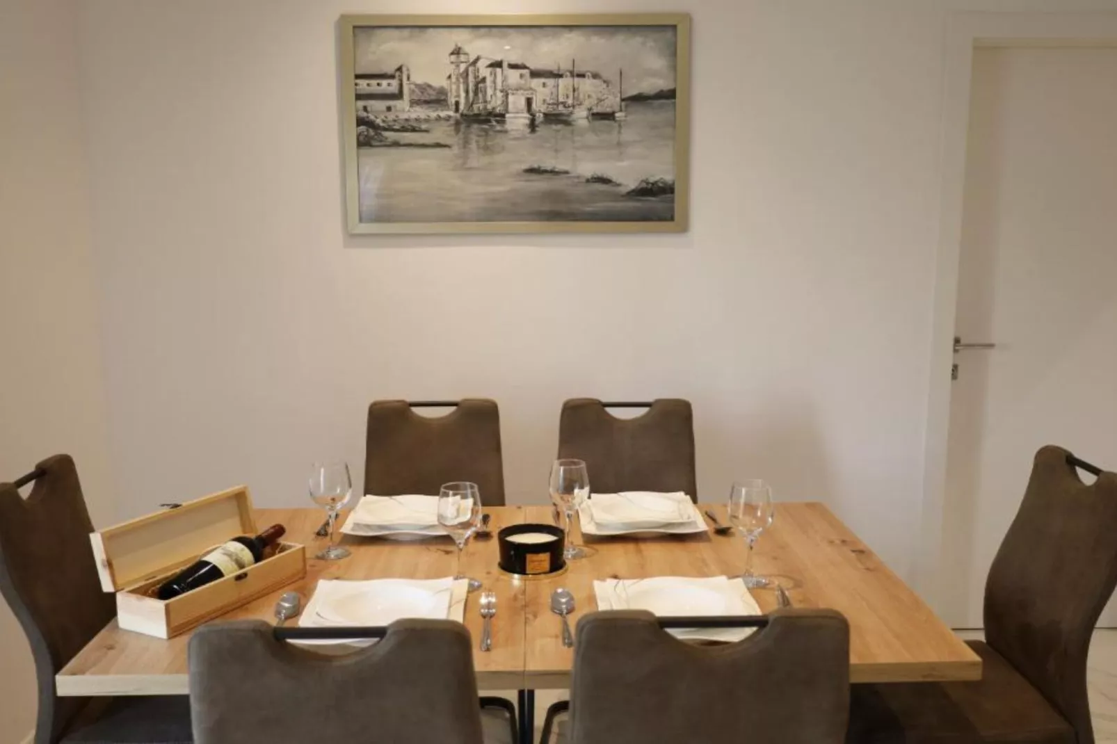 Dalmata D - Two Bedroom Apartment with Terrace-Dining room