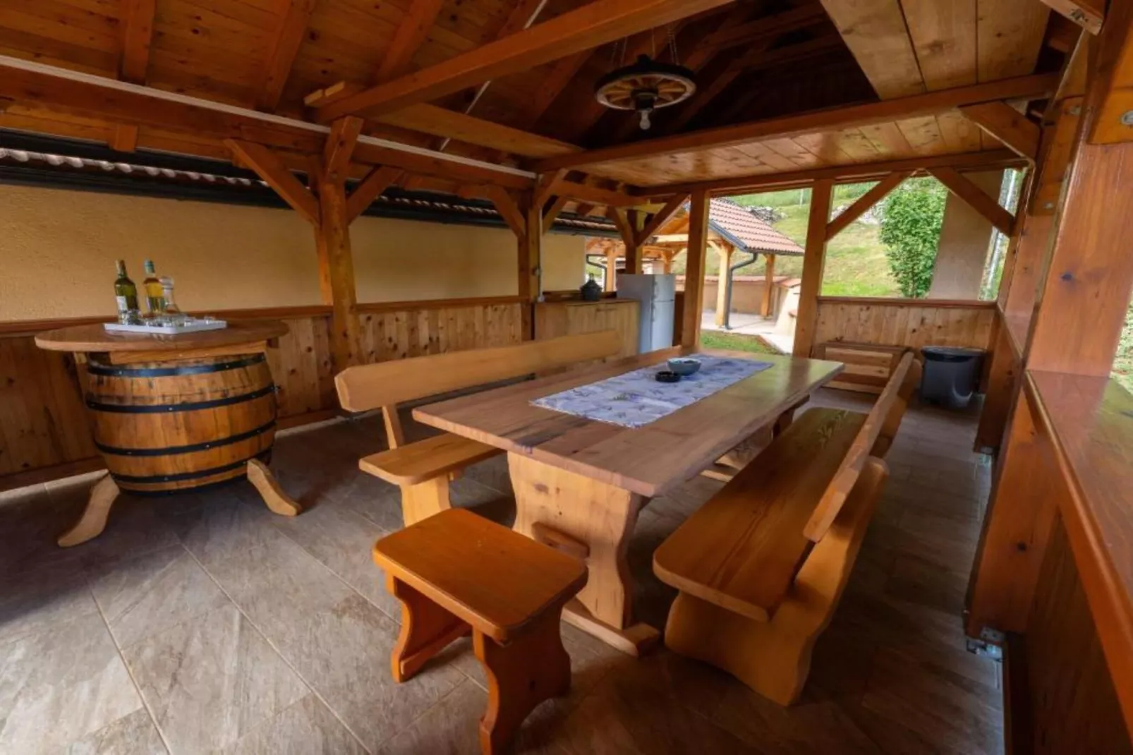 Villa Narnia - Three Bedroom Villa-Esszimmer