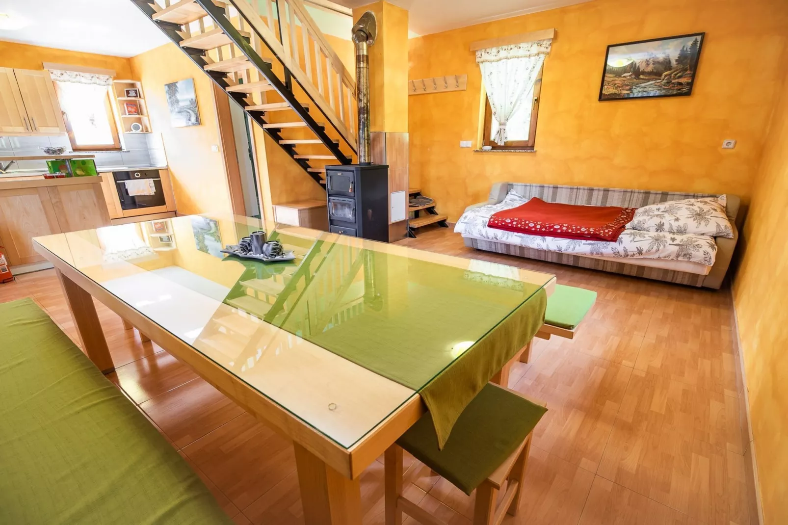 Golden Horizon Holiday Home with Terrace and Garden - One Bedroom Holiday Home with Terrace and Garden-Cuisine