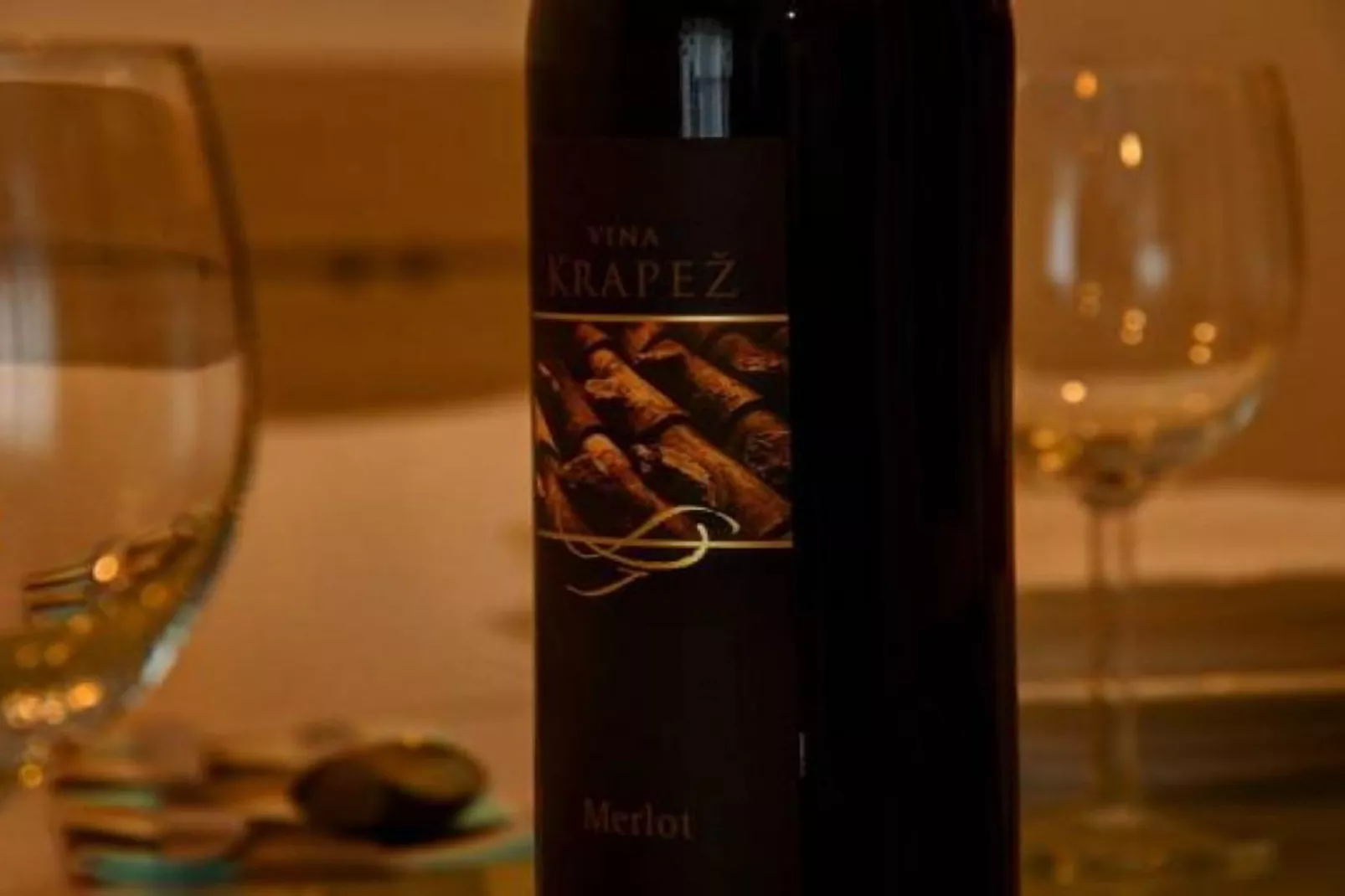 Stylish Retreat with BBQ and Modern Amenities near Terme - Three Bedroom Apartment-Dining room