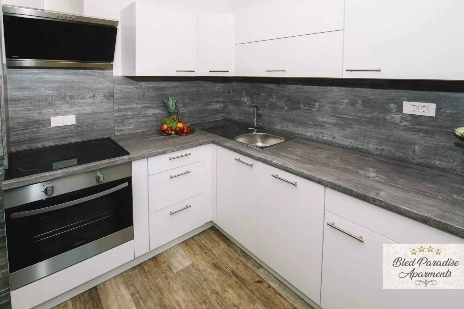 Bled Prestigious and Stylish Apartments - Classic Studio Apartment  with Terrace (owner 1)-Kitchen