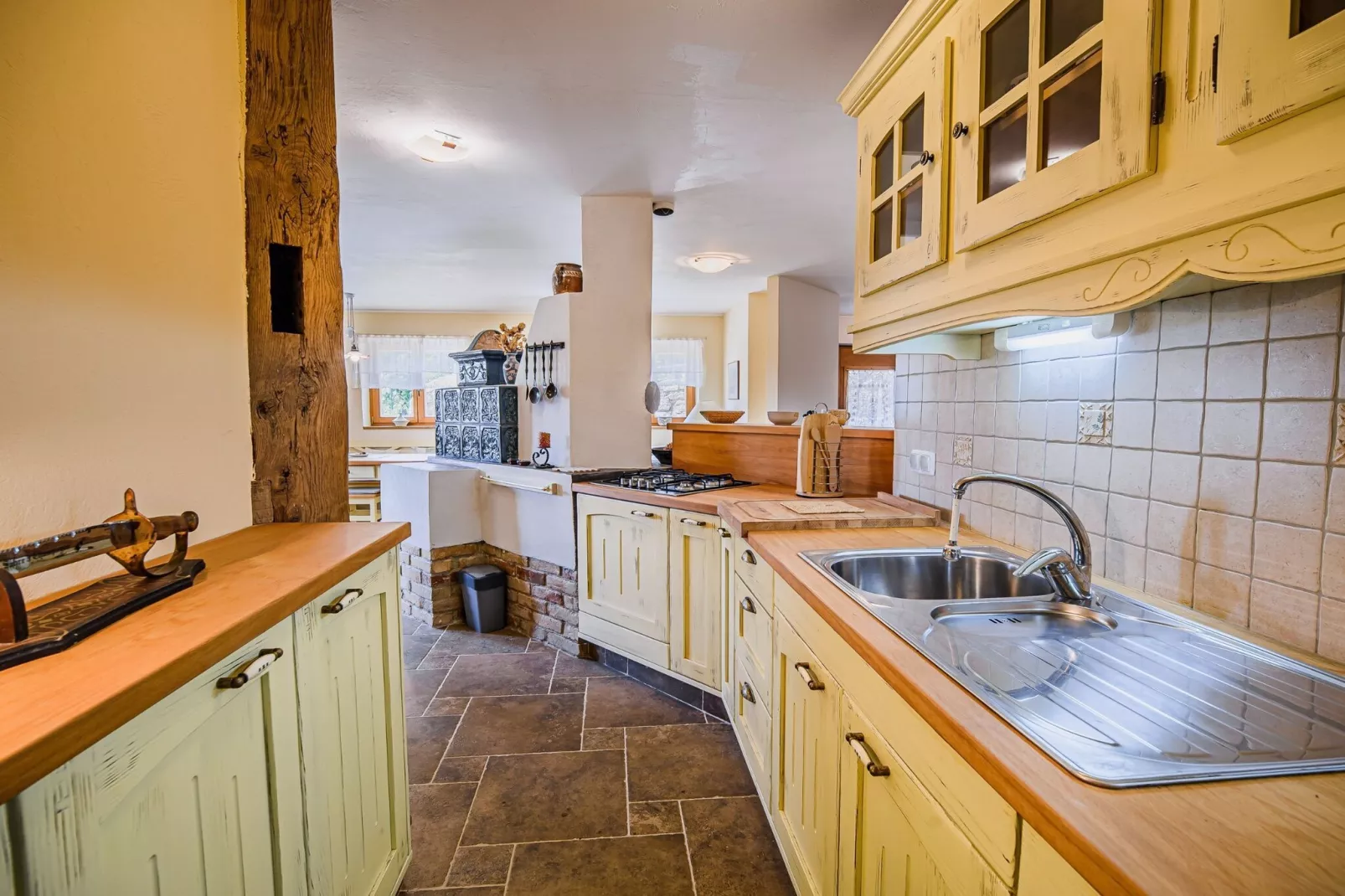 Hidden Authentic Haven Apartments - One Bedroom Apartment with Terrace-Kitchen