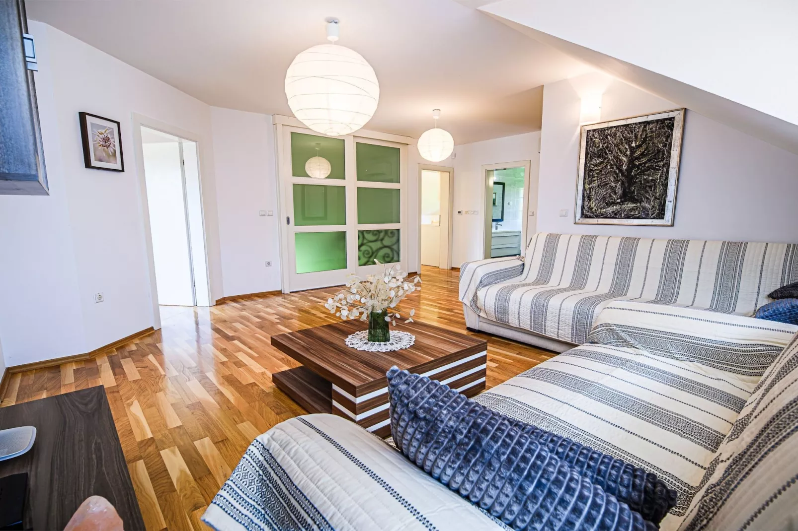 Stunning Rural Holiday Home with Garden and BBQ -  Four Bedroom Holiday Home-Living room